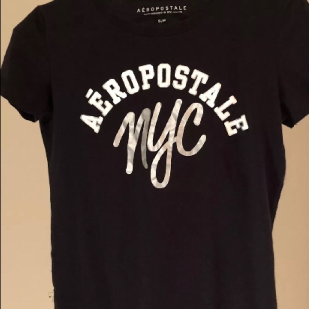 Aeropostale Women’s Petite T-Shirt Black
